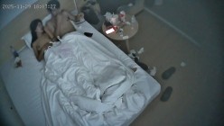 酒店偷拍 连续两天入住情侣气质甜美又身材不错的美女喜欢上位榨取男友精液 截图7