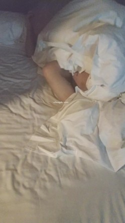 真实绿帽博主，【王军】让老婆陪各个不同单男啪啪，各种特写插穴，太淫乱了 截图4
