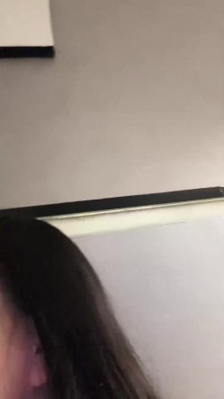 巨乳空姐甜美女神【小鱼糕冷】 温泉会所 空姐制服 无套后入内射 吃鸡自慰 爽死啦 截图12