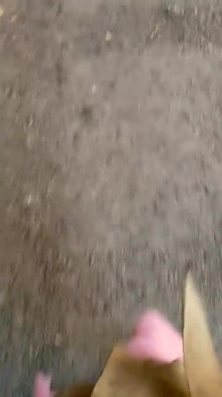 玩得太疯狂了，露出大神，【老师在户外】足浴店，路边小吃摊，服装店，走哪浪哪，行人众多，超刺激~玩得就是心跳 截图11