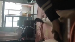 探访按摩店 小伙子嫖娼老阿姨，老阿姨虽是枯花，但胜在有味道能泄火呀，艹起来还是很爽很棒的 截图2