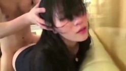 操逼哭的这么伤心 借高利贷了吗 这样肉偿 被粗暴猛怼 脑袋都被操懵了 哭有哈用 截图9