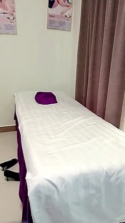 黑丝大奶女技师 啊啊 操死你 姐姐操死你 操出白浆了 不要射我还要 上位啪啪打桩真猛 奶子哗哗 骚话不停 差点内射 截图13