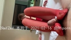 最骚人妻，武汉夫妻寻单男【FRFT027】3P4P多人运动，超淫现场堪比A片 截图1