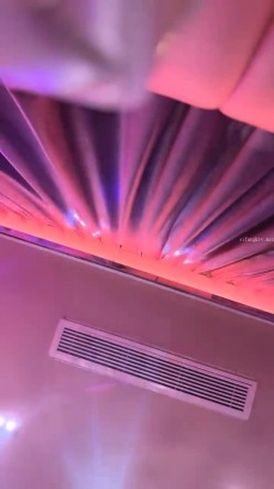 恩惠女神做出轰动平台的事，美美地化妆穿成小仙女去赴约榜一大哥，KTV里被大哥摸奶 出门一路摸奶后打车去开房了 截图6