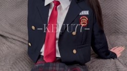 推特美腿女神【KEUU77】最新VIP福利，天生丽质极品身材，私下被金主包养成小母狗，各种调教啪啪 截图3