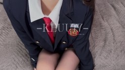 推特美腿女神【KEUU77】最新VIP福利，天生丽质极品身材，私下被金主包养成小母狗，各种调教啪啪 截图11