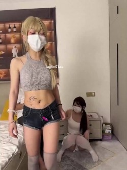 两个cos圈学生被干了， 【dingding520】双飞，裸舞，秒射，小蛋糕的少女感十足，操起来真是爽 截图2