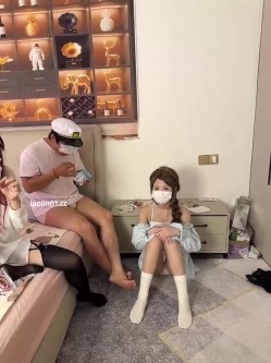 两个cos圈学生被干了， 【dingding520】双飞，裸舞，秒射，小蛋糕的少女感十足，操起来真是爽 截图14