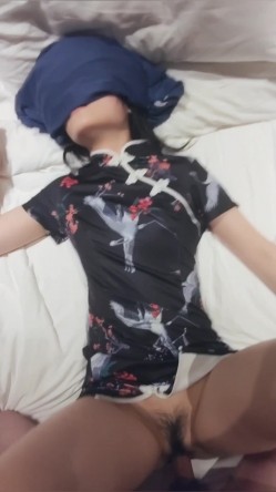 高中表妹 出来和表哥约会了，这瘦的有肉身材，极品，艹起来那个姿势都很舒服！ 截图16