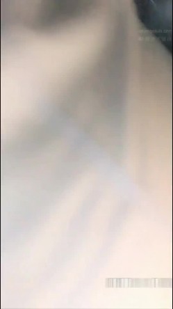 奶茶妹周末休息和干部模样的干爹去购物开车到偏僻的路边车震哈哈还自称口爆专业户 截图9