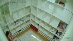 舞蹈班《监控破解》偷拍多位美女学员后台换衣服 截图11