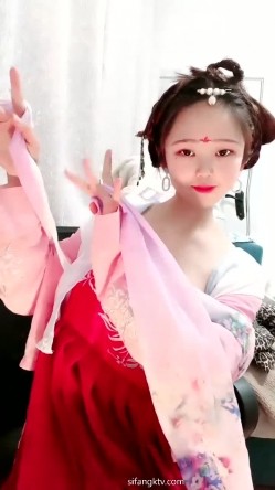 22岁哺乳期-古典气质女神 ️，宫女穿越，小笼包奶子，软软的，自慰到高潮喷尿，爽死！ 截图5