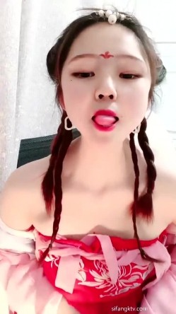 22岁哺乳期-古典气质女神 ️，宫女穿越，小笼包奶子，软软的，自慰到高潮喷尿，爽死！ 截图13