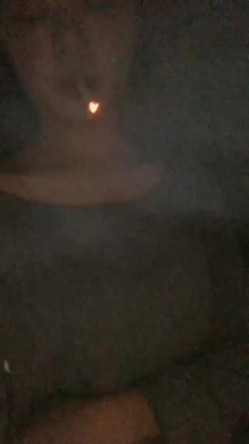 小情侣自拍流出 高颜值魔鬼身材妹子调教 清纯的外表掩饰不了内心的淫荡 截图7