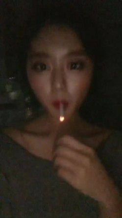 小情侣自拍流出 高颜值魔鬼身材妹子调教 清纯的外表掩饰不了内心的淫荡 截图8
