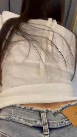 大神【we7782】约啪多位极品女主福利，露脸舞蹈生，蜂腰翘臀好身材 截图6