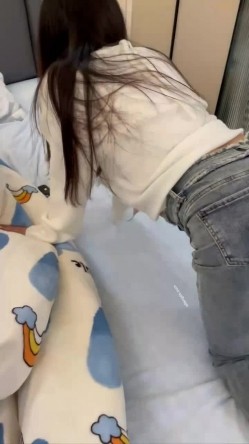 大神【we7782】约啪多位极品女主福利，露脸舞蹈生，蜂腰翘臀好身材 截图15