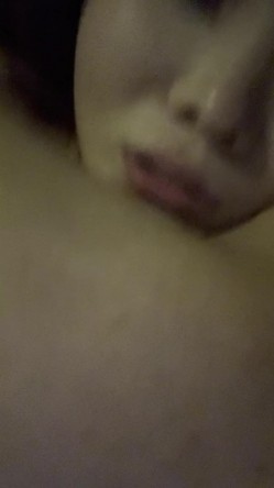 潍坊巨乳护士【莉芸】跨年夜被掐脖猛操 奶子晃成波浪叫着做母狗 截图12