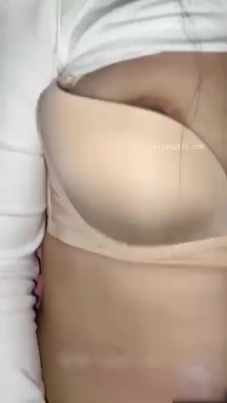 乱伦站大神 勾引极品美艳嫂子的记录 叫床声真销魂 截图3