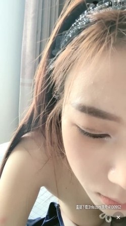 大白腿非常直非常美的170CM九头身邻家女神，不开美颜也能这么好看，最有冲击力的还是她数一数二的顶级模特儿身材 截图10