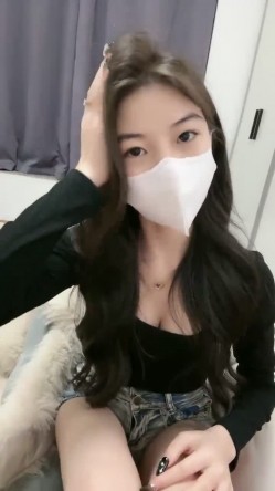 好耐撕的校花~【一朵小白云】牛仔小短裤引粉~直播被操 截图8