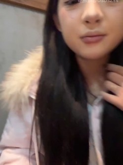 ️精神小妹【chunxiaoquqn】新晋精神小妹团播、几个年轻闺蜜一起下海赚钱 截图6