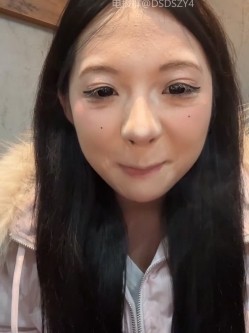️精神小妹【chunxiaoquqn】新晋精神小妹团播、几个年轻闺蜜一起下海赚钱 截图9