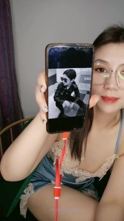 35岁瑜伽少妇：人美又骚的阿姨，谁顶得住这股风骚劲，非常喜爱吃鸡，女上位骑得欲仙欲死！ 截图1