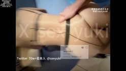73万粉丝网黄肥臀巨乳骚母狗「Sexy_Yuki」超爽大屁股女上位致命压榨，高楼超大落地窗大厦，夕阳余晖，别样的震撼 截图16