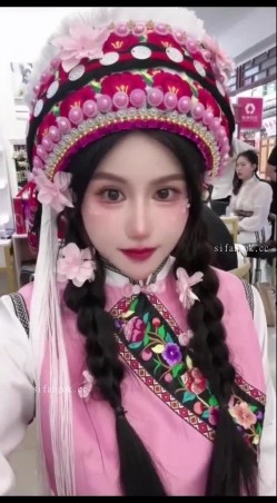 ️【明星流出】十八线不知名小演员【大蜜蜜】巨乳性爱XO诱惑，超级大奶一只手控不住 截图2