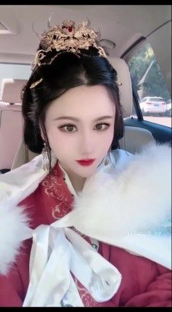 ️【明星流出】十八线不知名小演员【大蜜蜜】巨乳性爱XO诱惑，超级大奶一只手控不住 截图4