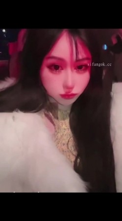 ️【明星流出】十八线不知名小演员【大蜜蜜】巨乳性爱XO诱惑，超级大奶一只手控不住 截图12