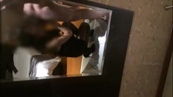 最新网罗全网国产镜前啪啪性爱甄选 ️镜前站操极品丰臀女友 啪啪壮烈撞击干的骚货嗷嗷浪叫 截图2