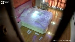萤石云酒店新破解安防摄像头偷拍纹身男女白天开房激情玩搞难度姿势做爱 截图9