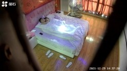 萤石云酒店新破解安防摄像头偷拍纹身男女白天开房激情玩搞难度姿势做爱 截图11