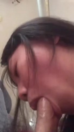 惠州超骚学生妹丘雅雯表面乖乖女私下性欲如潮天天约炮 深情口交骑乘榨精骚劲十足 截图1