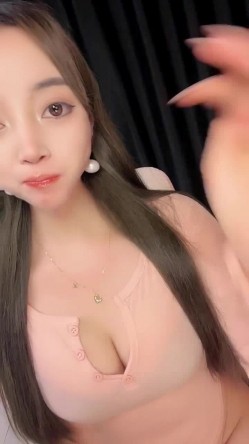 绝对的尤物【顶级人间尤物】校花美少女~黑丝美腿~跳蛋高潮 截图12