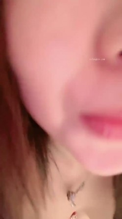 超漂亮！校花级女神~【为笨蛋争口气】扣穴自慰！爽出白浆 截图13