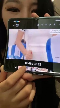 国产之光真演员替身网红 ️沈樵小朋友 一字马噼腿~道具自慰 截图2