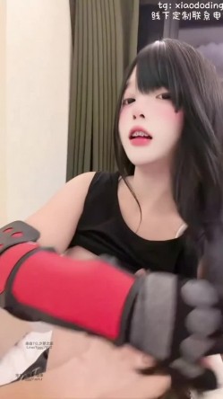 阿黑颜萌妹【兔宝大人】1314门槛新更，赛车手套装和金主做爱 自慰 截图1
