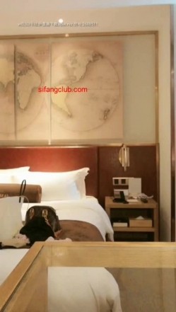 极品巨乳女优『黛蜜儿』酒店约炮闺蜜模特男友 不错体力操到腿软 连操两炮 真实记录约啪全程 高清完整版 截图1