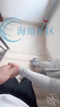 原创海角大神【和小嫂子的春天】付费钻石贴！玩大了，趁嫂子喝醉强行进入内射 截图4