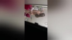猥琐女偸拍同寝室姐妹洗澡换衣 男寝室激情后入女友同寝兄弟助力 偸拍邻居极品奶小媳妇多毛小姐姐洗澡 截图15