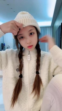 ️清纯可爱，顶级校花【懒羊羊大王】下海福利，道具抽插~喷水~好湿~好润~过瘾 截图13