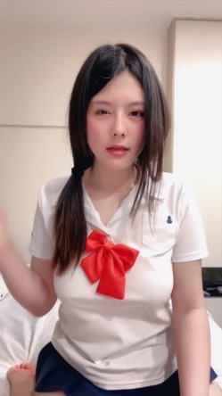 清纯学妹【杭州瑶妹】天然巨乳~道具爆菊~抠穴自慰~爽 截图2