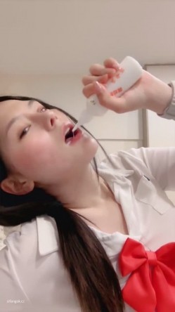 清纯学妹【杭州瑶妹】天然巨乳~道具爆菊~抠穴自慰~爽 截图9