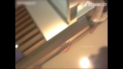 地铁商场贴身极限偸拍数位小姐姐裙内碰到几位超骚的反差婊不穿内裤真空露逼出门以为裙子长就没事了 截图13
