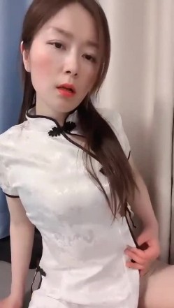 【熟女福利】快手丝袜熟女团队，【花嫂】福利视频30V 超级骚，特别骚气的少妇 截图1