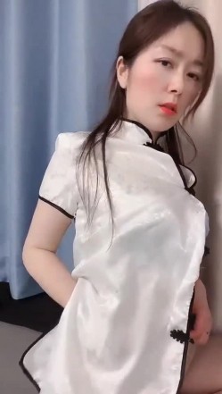 【熟女福利】快手丝袜熟女团队，【花嫂】福利视频30V 超级骚，特别骚气的少妇 截图6